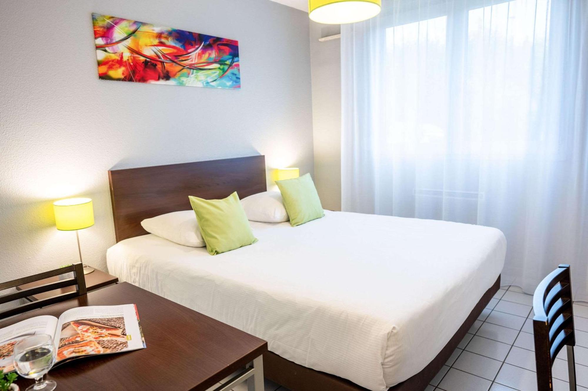 Comfort La Hotel